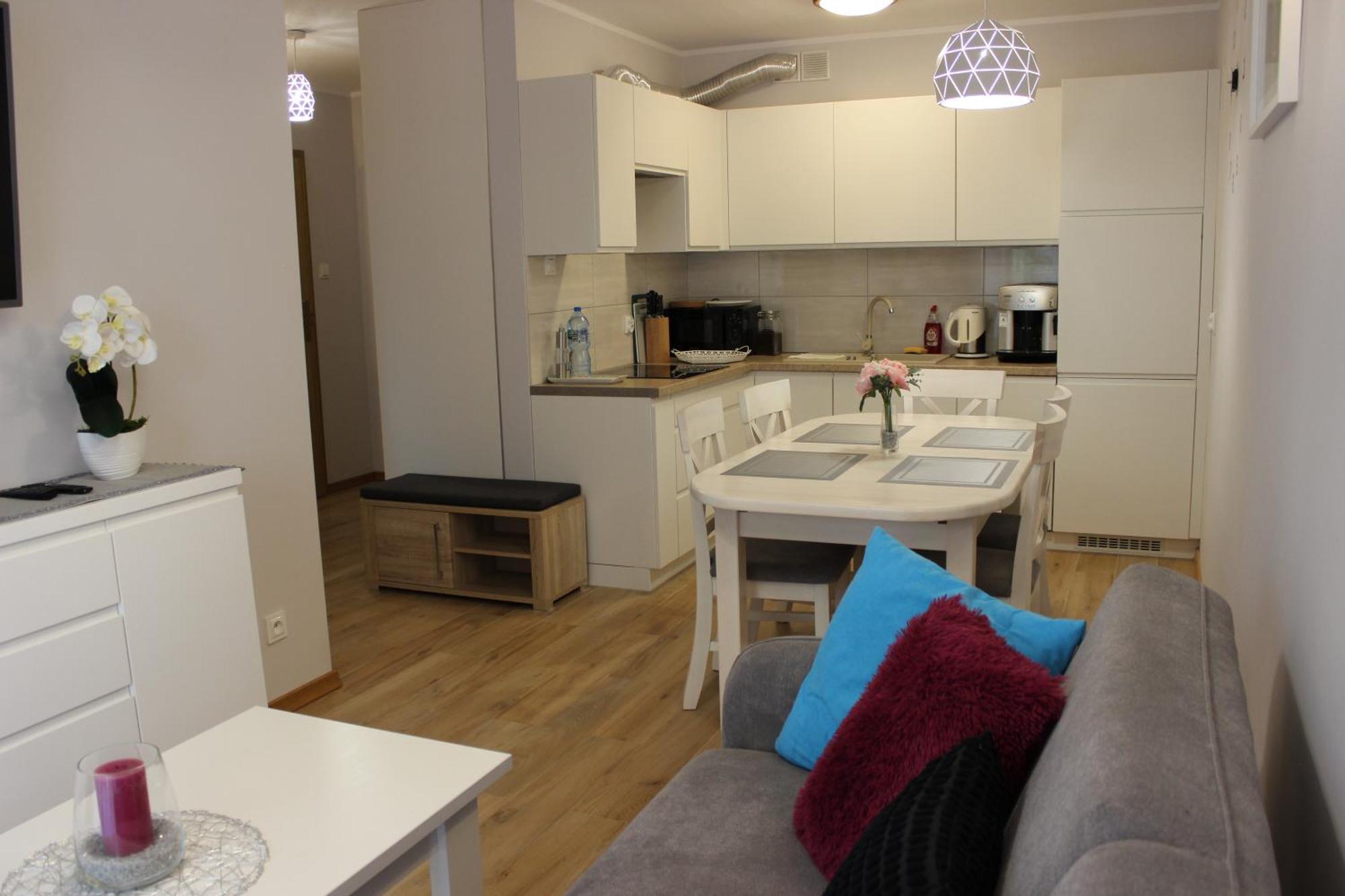 Apartament Blisko Centrum Z Garazem カルパッチ エクステリア 写真
